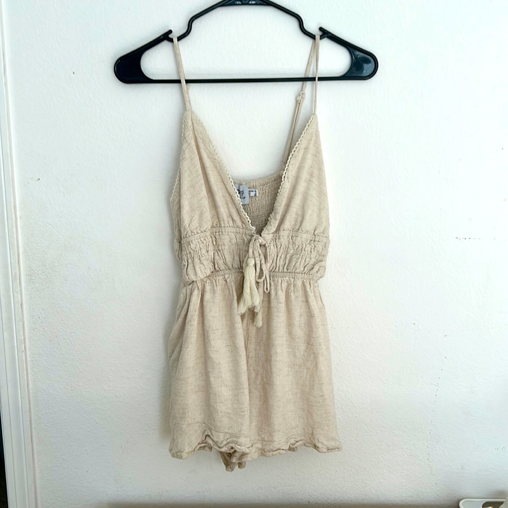 Princess Polly romper low cut